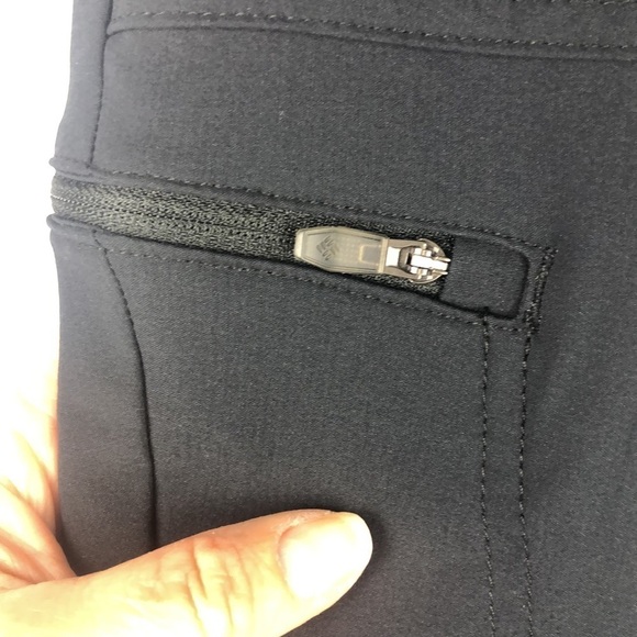 NEW Columbia Savanna Hill Utility Hiking Capri Black Stretch Pocket Outdoor Pant - Picture 3 of 16